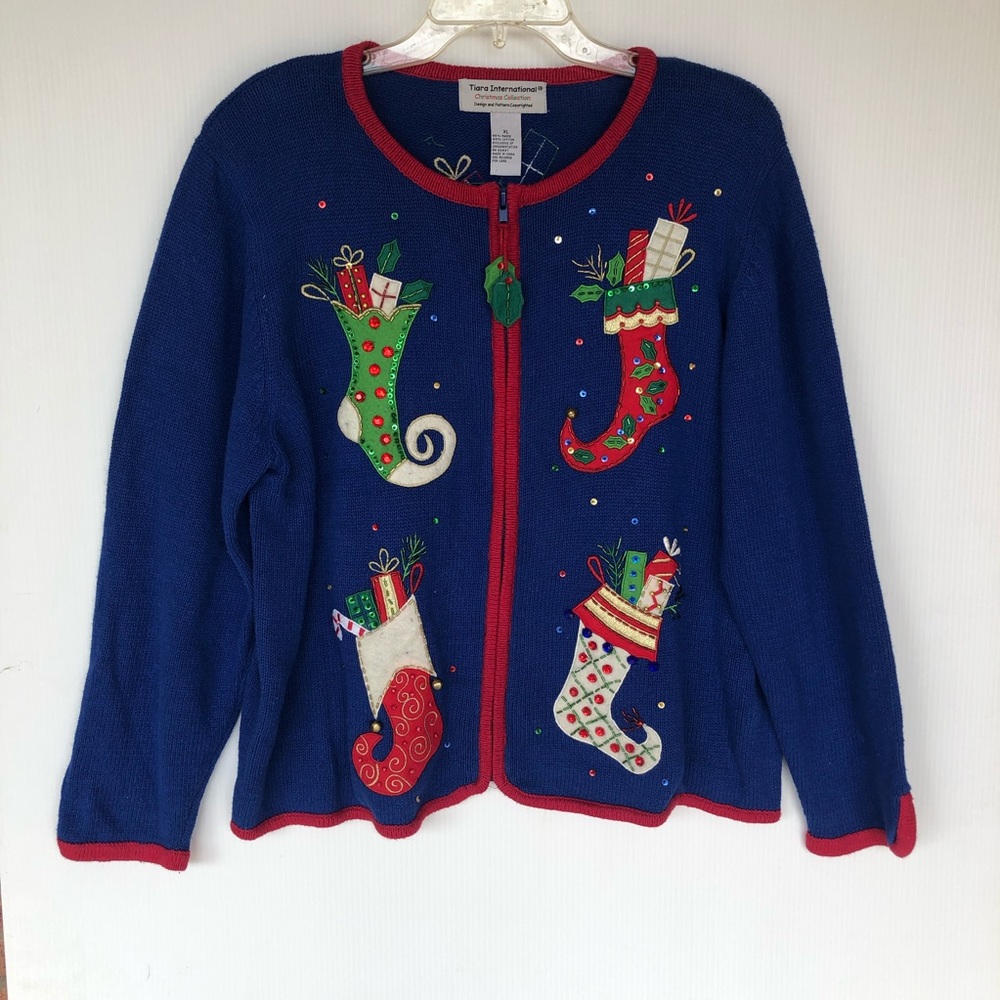 Tiara International Christmas Collection Sweater